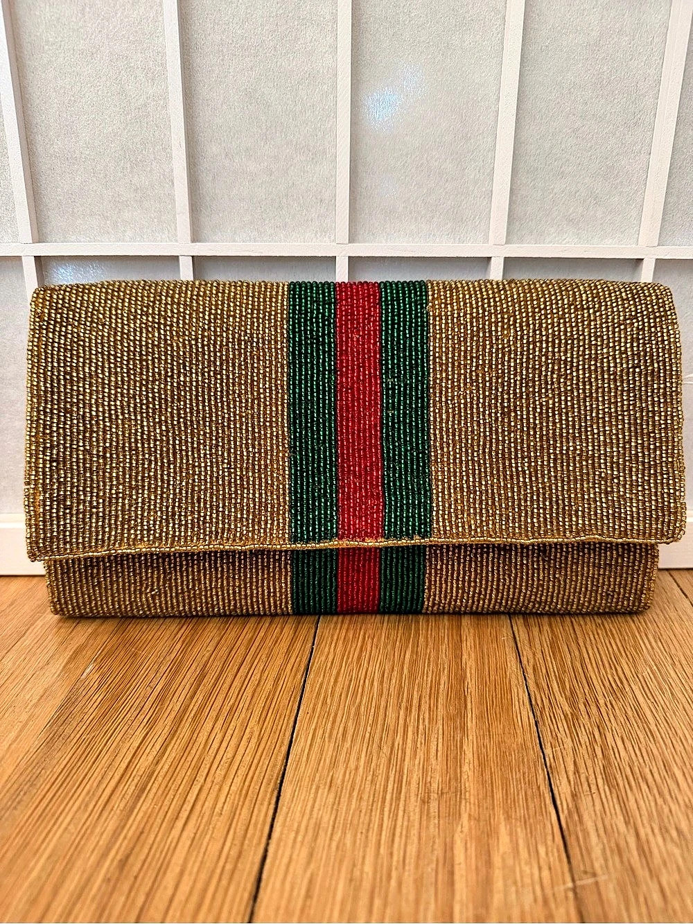 Beaded clutch